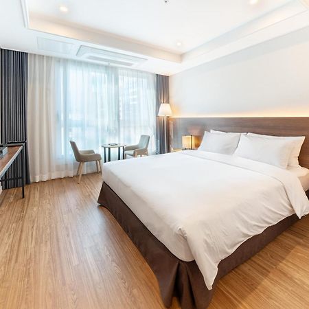 The Mains Hotel Чеонан Екстериор снимка