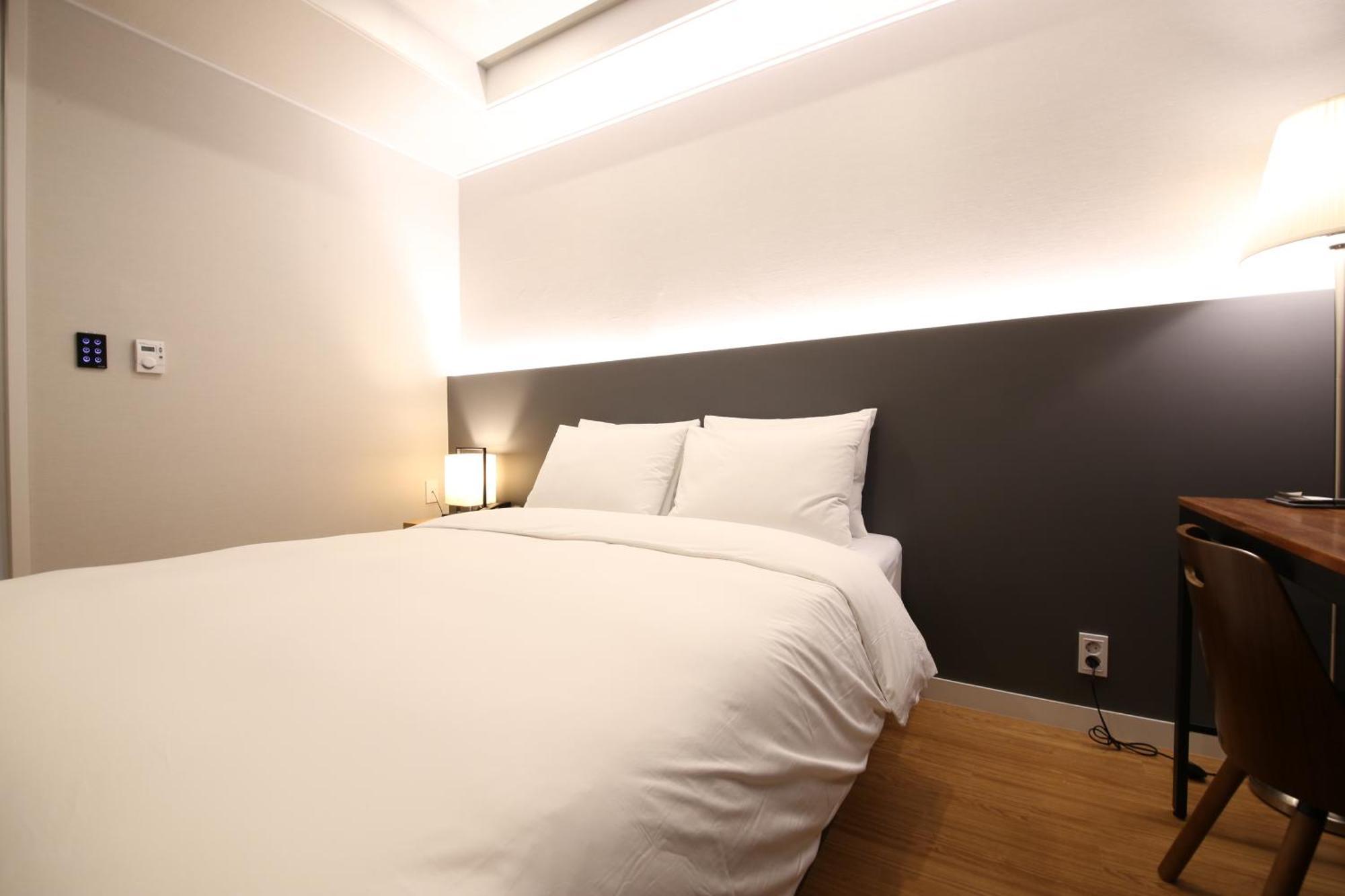 The Mains Hotel Чеонан Екстериор снимка